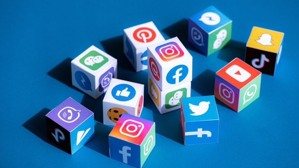 social media marketing scrittori locali